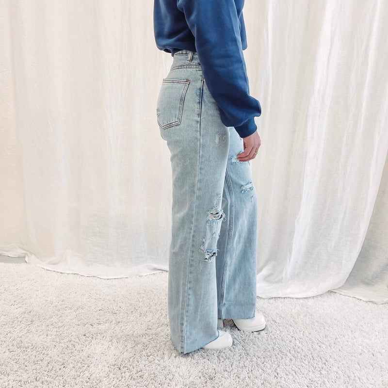 Taylor Asymmetric Jeans